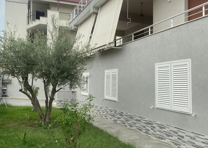 Tirana Comfort Suites 티라나